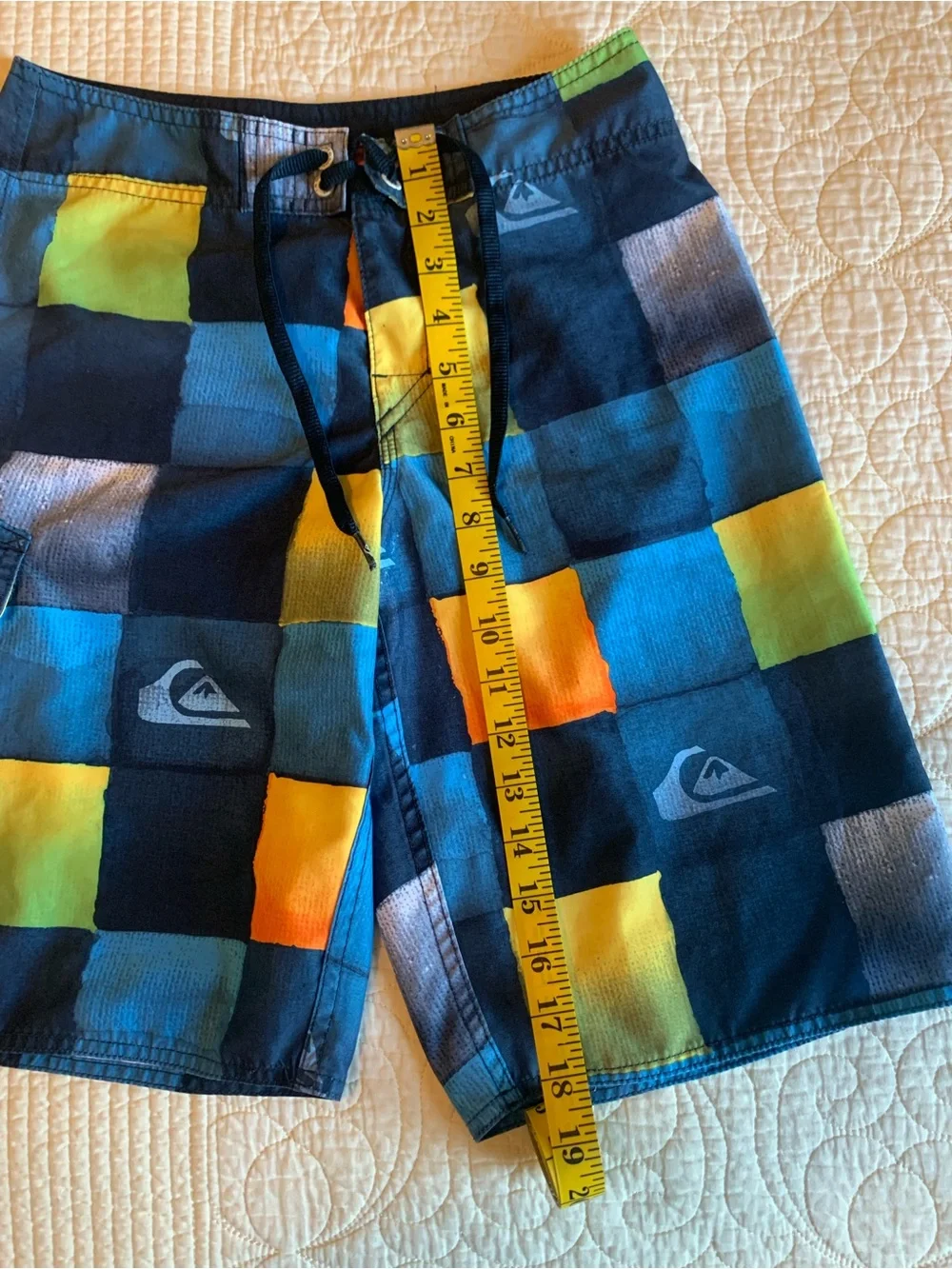 Quiksilver youth boys